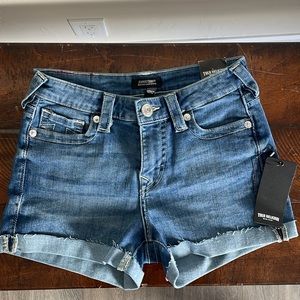 True Religion NWT Denim Shorts Jennie Curvy Midrise Super Skinny Size 26